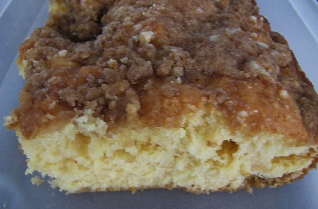 Quick Fresh Apple or Pear Coffee Cake