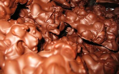 Old Fashioned Peanut Clusters